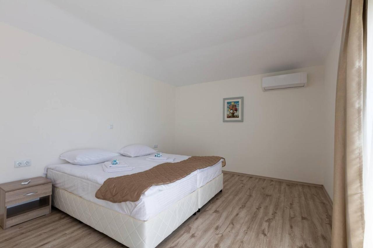 Zevs Residence ネセバル エクステリア 写真